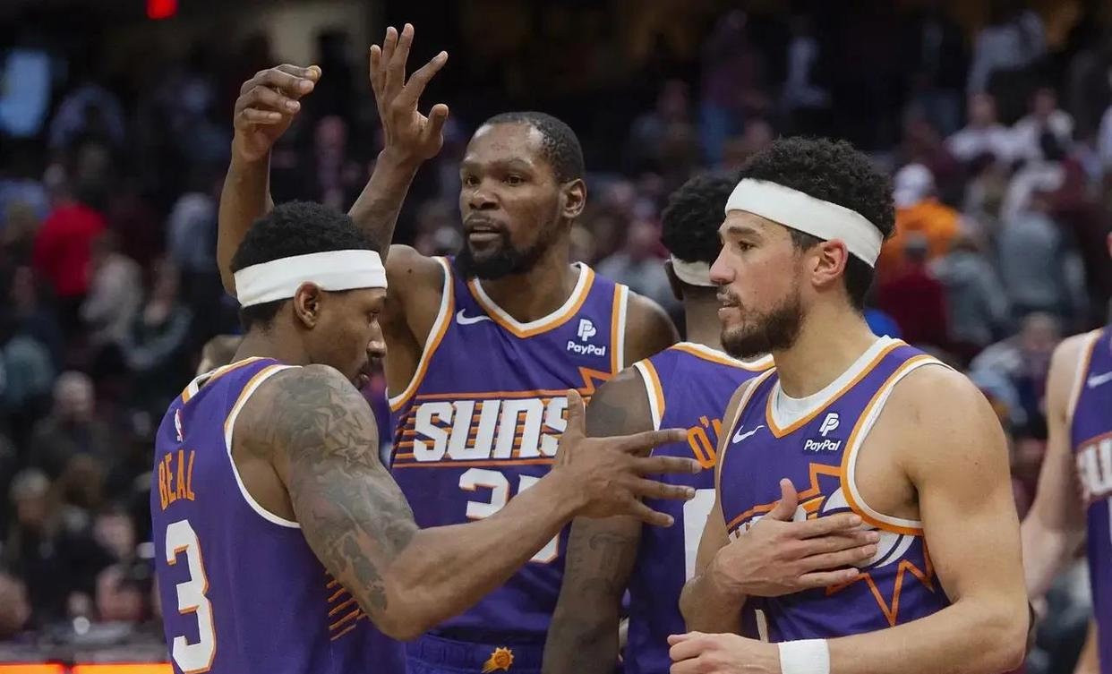 lol新英雄-关于里程碑夜!菲尼克斯太阳强势反弹,NBA常规赛今晚刷纪录,气氛紧张,年轻球员得到机会的信息